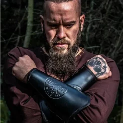 Leonardo Carbone Armskinner Vegvisir, Sort