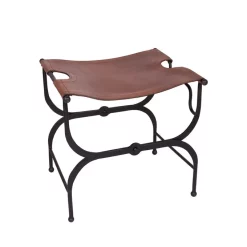 Deepeeka Klapstol, Læder