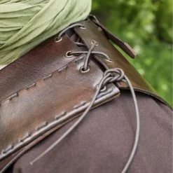 Deepeeka Læder Torso Rustning Med Kors, Brun -Celtic Web Merchant Store laeder torso rustning med kors brun 5