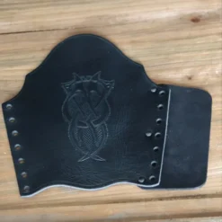 Læder Vambrace Med Viking Motiv, Stor -Celtic Web Merchant Store laeder vambrace med viking motiv stor 2