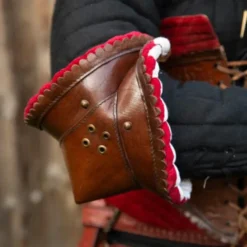 Epic Armoury Par Læder Couters, Brun-rød -Celtic Web Merchant Store par laeder couters brun rod 3