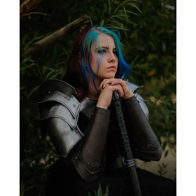 Mytholon Skulder Rustning Lena