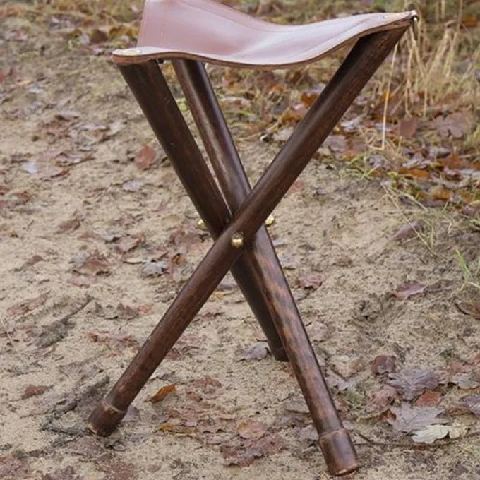 Epic Armoury Træ Læderfoldning 1 Epic Armoury Træ Læderfoldning